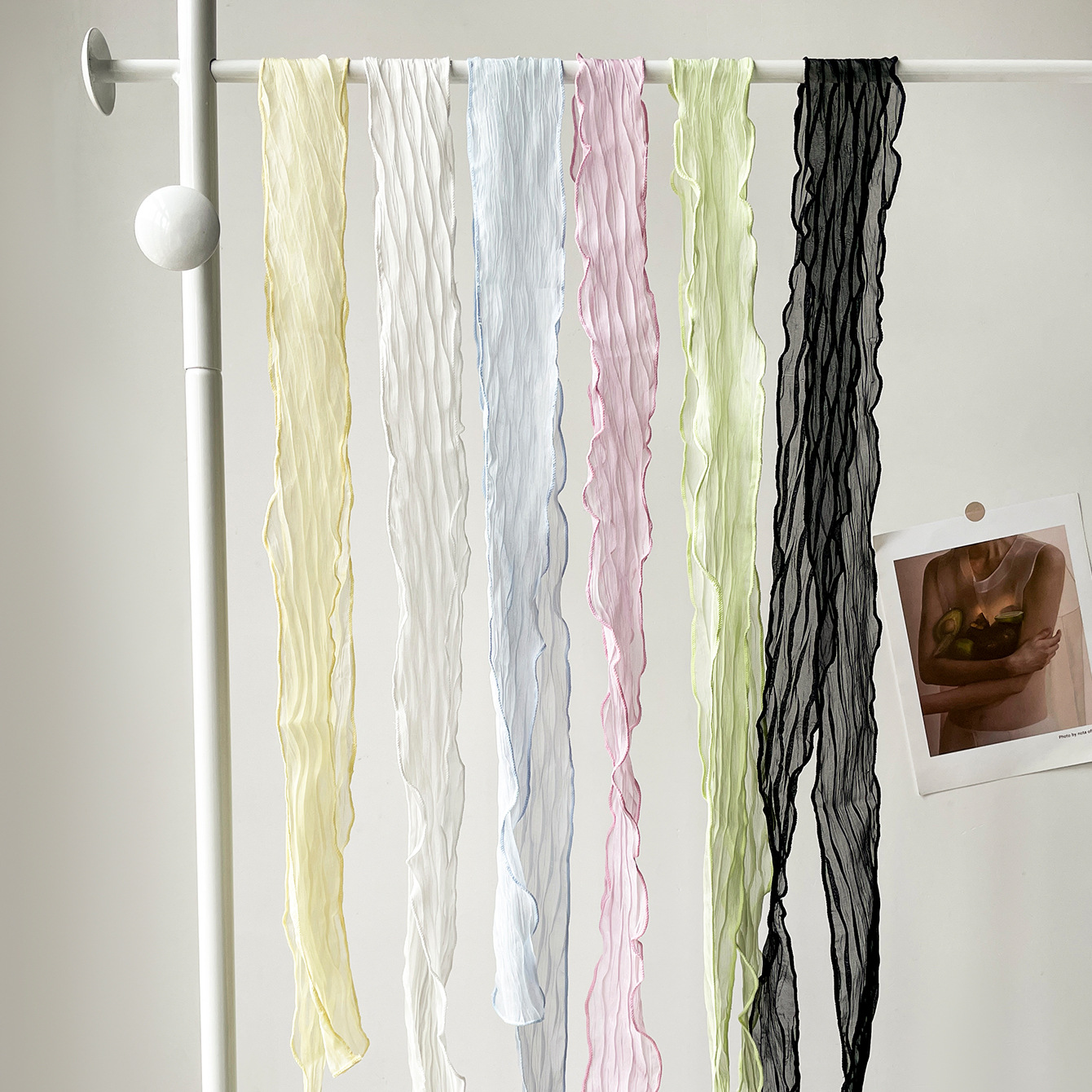 Fresh Summer Crinkled Chiffon  - مراجعة Ascot Neck Scarf وسعره