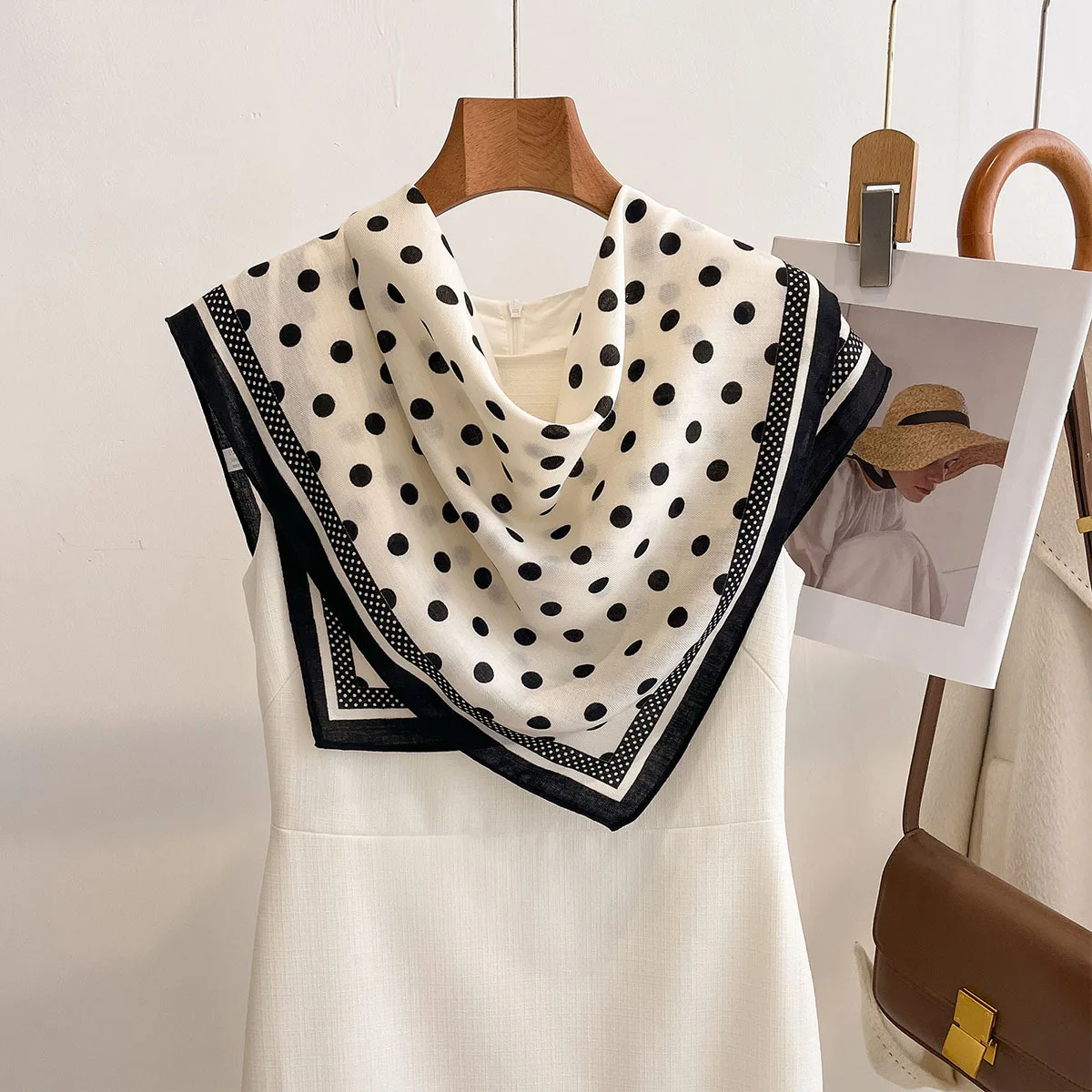 Luxury Polka Dot Printed Squar - مراجعة Scarf Silk Square وسعره