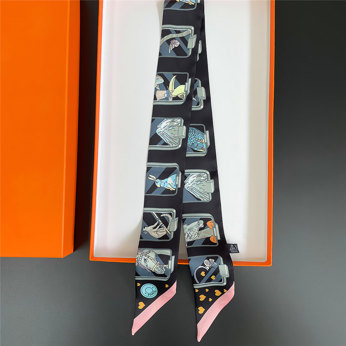 Brand Design Twill 100% Silk S - مراجعة Scarf Silk Square وسعره