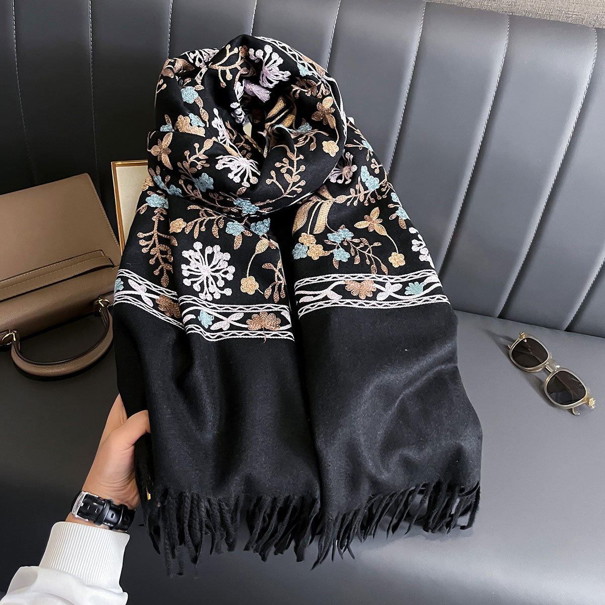 New Winter Warm Cashmere Scarf - مراجعة Woven Scarf Blanket وسعره