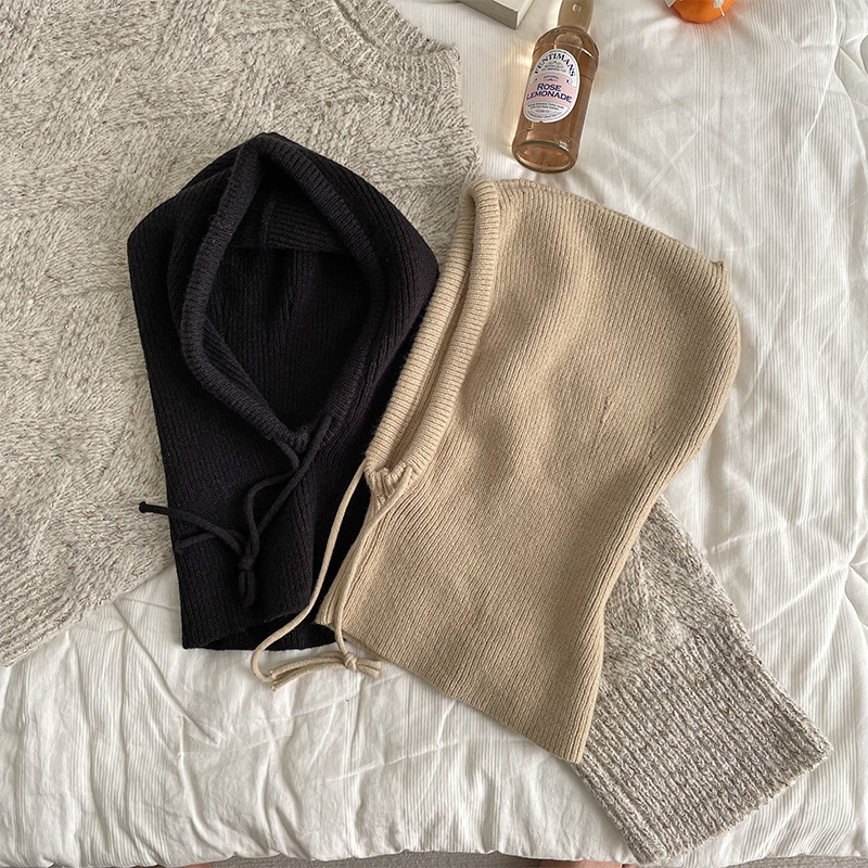 Knitted Hooded Infinity Scarf  - مراجعة Infinity Scarf Knit وسعره