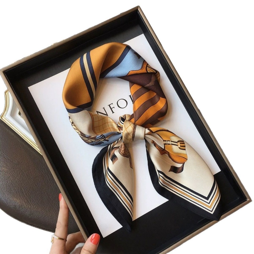 Fashion Satin Square Scarf for - مراجعة Ascot Neck Scarf وسعره