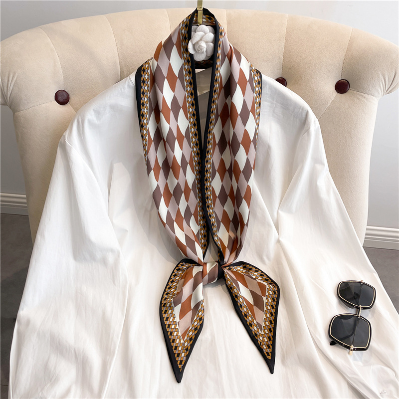Fashion Print Long Silk Scarf  - مراجعة Ascot Neck Scarf وسعره