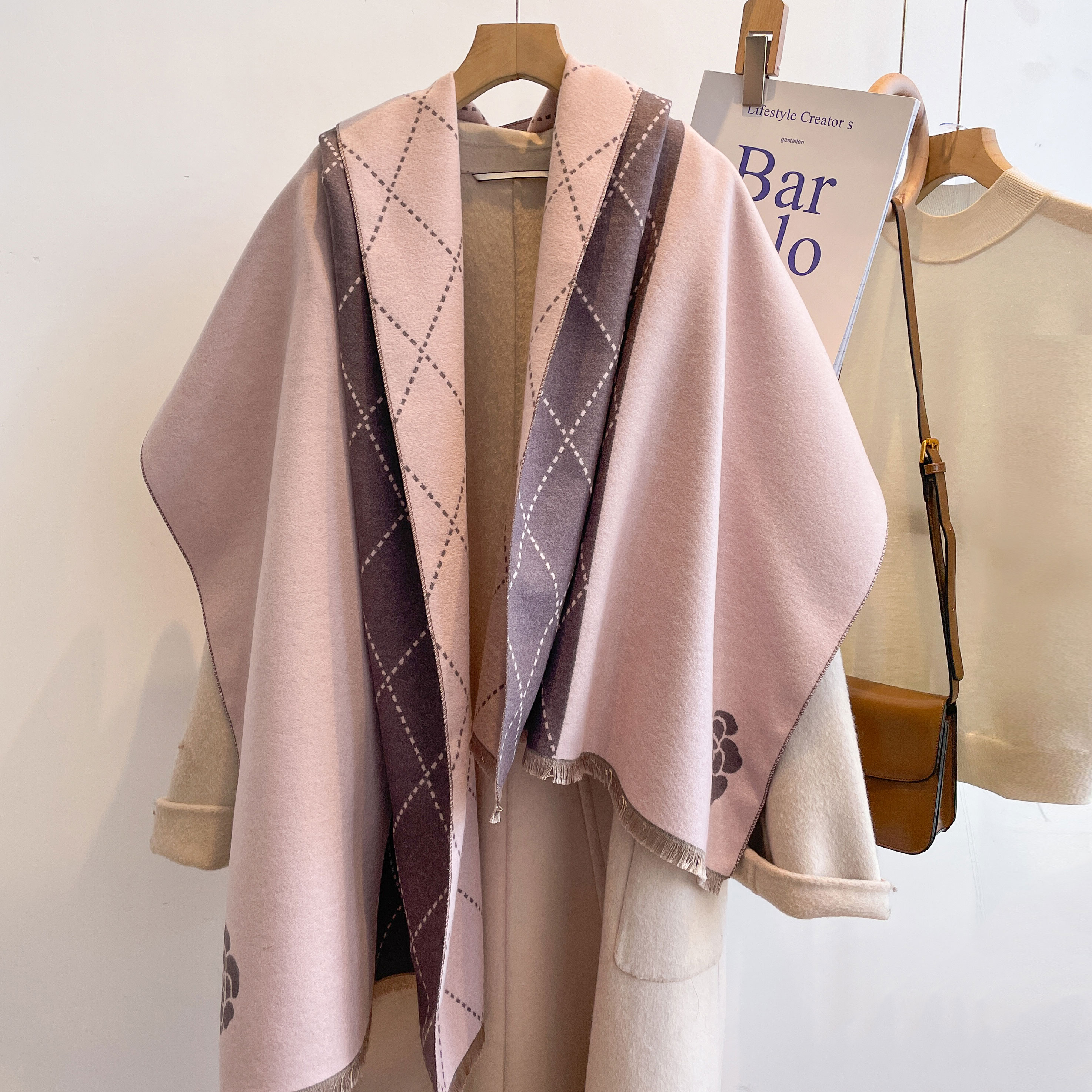 2023 Designer Cashmere Scarf W - مراجعة Woven Scarf Blanket وسعره