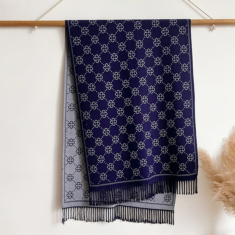 Brands Jacquard Design Winter  - مراجعة Woven Scarf Blanket وسعره